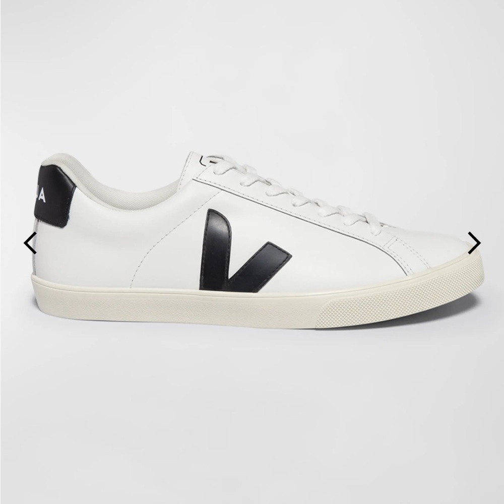 Veja white leather sneakers trainers